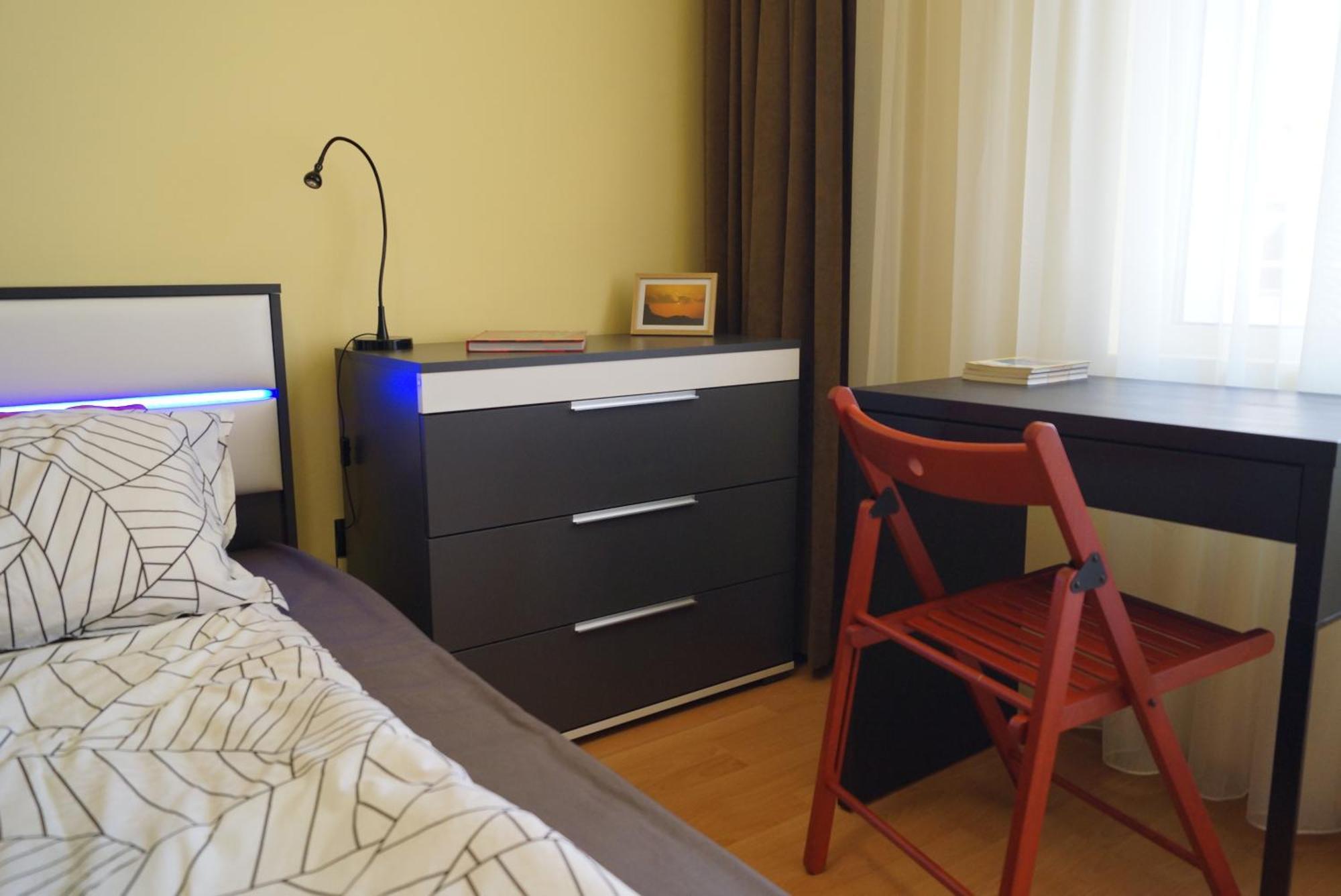 Spacious 2Bdr - Free Parking - Walk Everywhere - 300 Mbps Wifi Varna Exterior foto